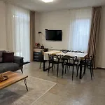 Villa четири сезона 12 Stoykite