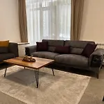 четири сезона 12 * Stoykite