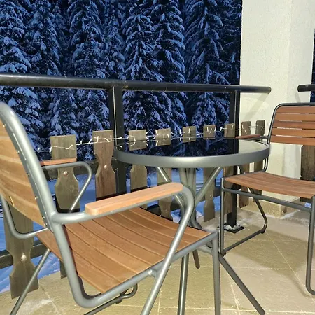 четири сезона 12 Villa