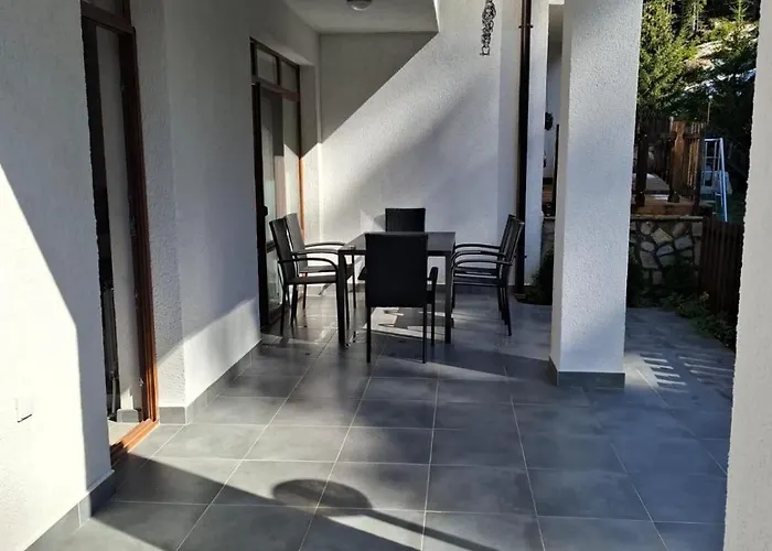 четири сезона 12 *