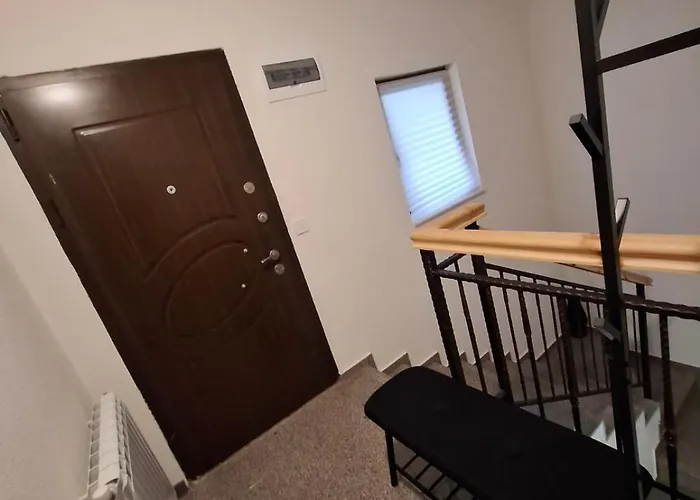 четири сезона 12 Villa *