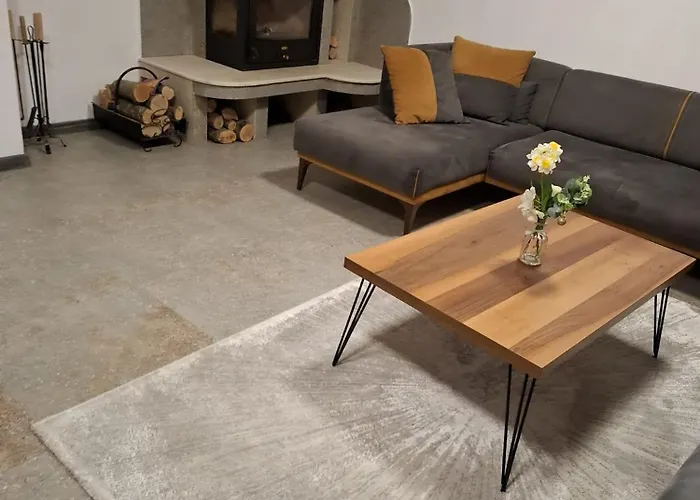 четири сезона 12 Villa *